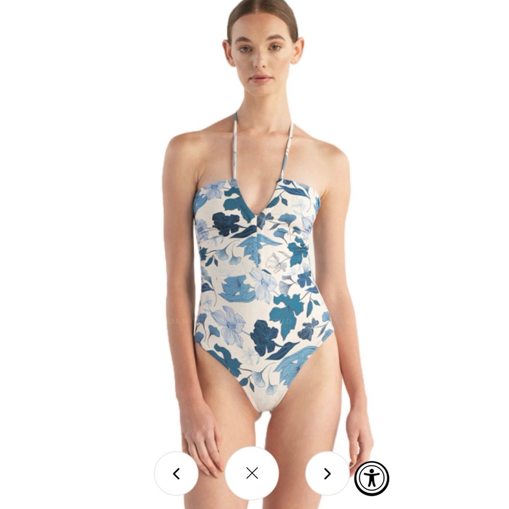 ENCANTADORE
MAITE PANGUI ONE PIECE